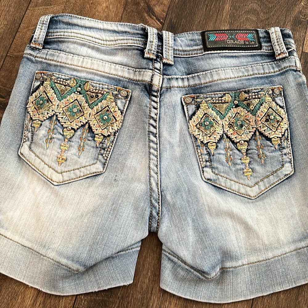 Grace in LA shorts